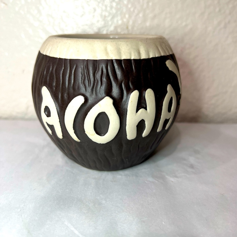 Tiki Mug- Trader Vic’s Coconut Mug 🥥